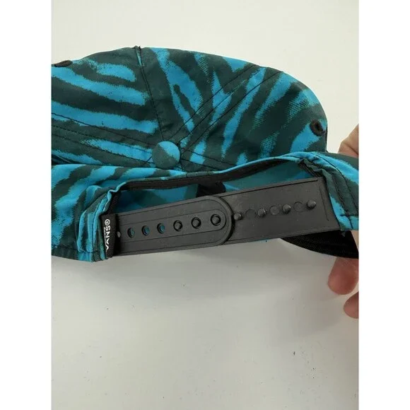 VANS OFF THE WALL Hat Cap Adult Teal Blue Zebra Print Snapback - Picture 8 of 9